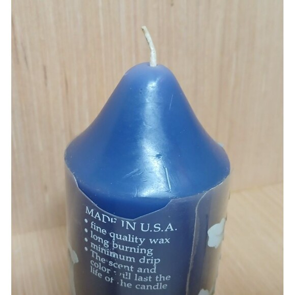 American Greetings Scented Large Pillar Candle Vintage Blue 6" MADE IN USA - Picture 7 of 9